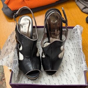 Black Women's Slingback Heels